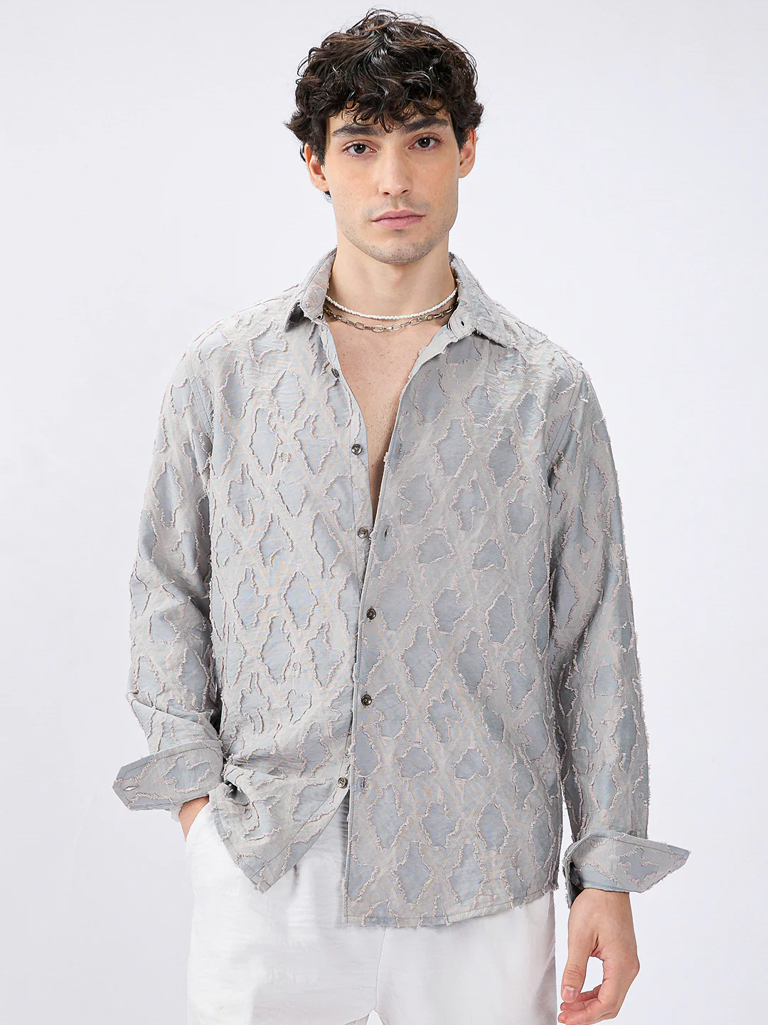 Cloud Mesh Diamond Embossed Frayed Shirt